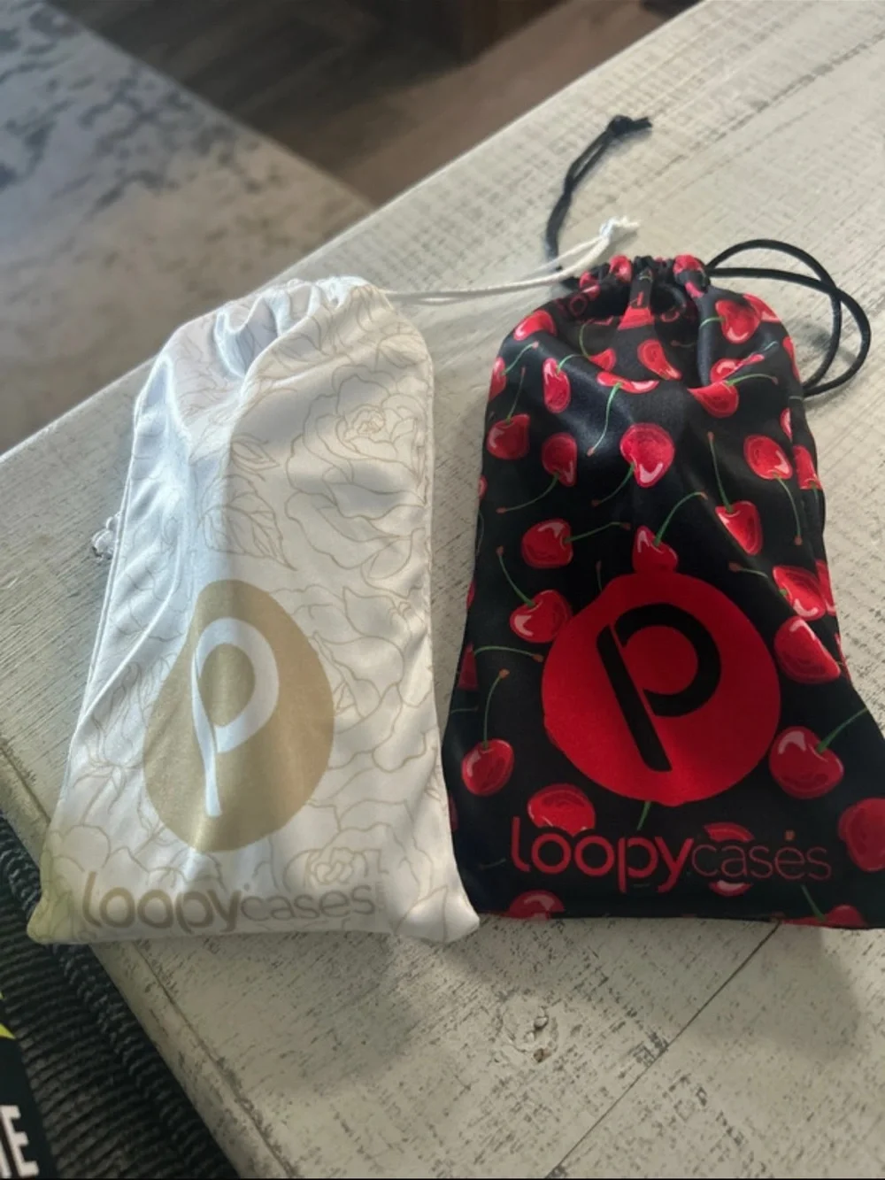 Loopy Case White Floral & Black Case with Red Hearts